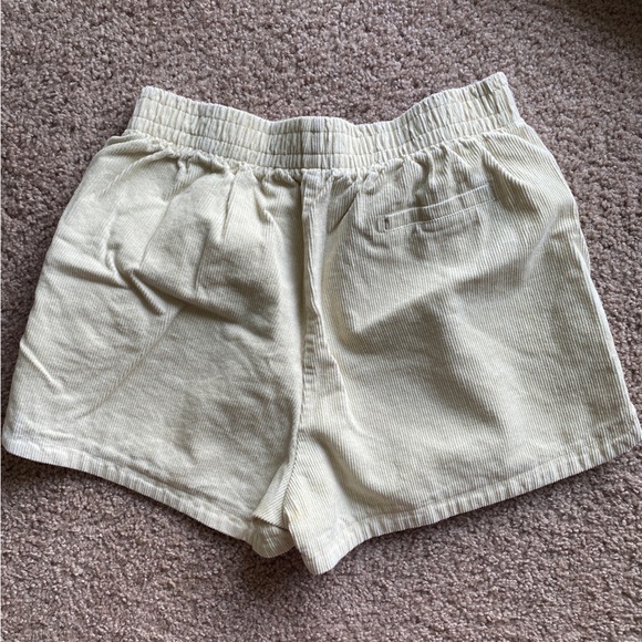 Ribbed Shorts - large - pockets! - Picture 4 of 4